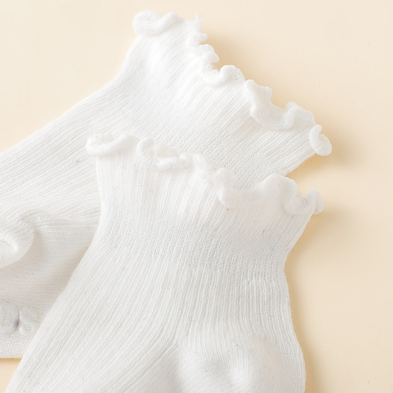 1\u002F5 Pairs of Spring\u002FSummer Solid Color Cute Sweet Girl's Ruffle Edge Non-Slip Ankle Socks