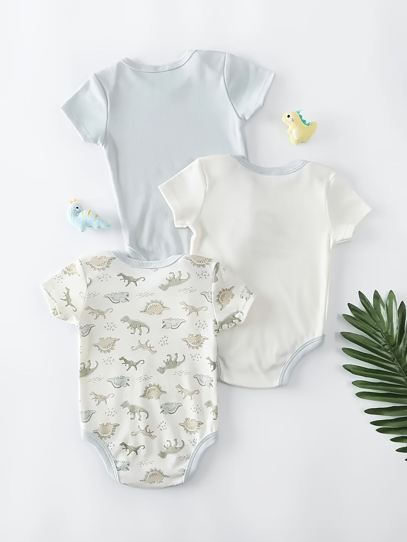 3pcs Set: Triangle Onesies for Baby Girls And Boys, Three Dinosaur-Themed Prints, Fresh And Cute Design, Soft And Comfortable, Easy to Change Diapers, Suitable for Everyday Wear And Outdoor Activities, The Perfect Baby Gift, for Outdoor